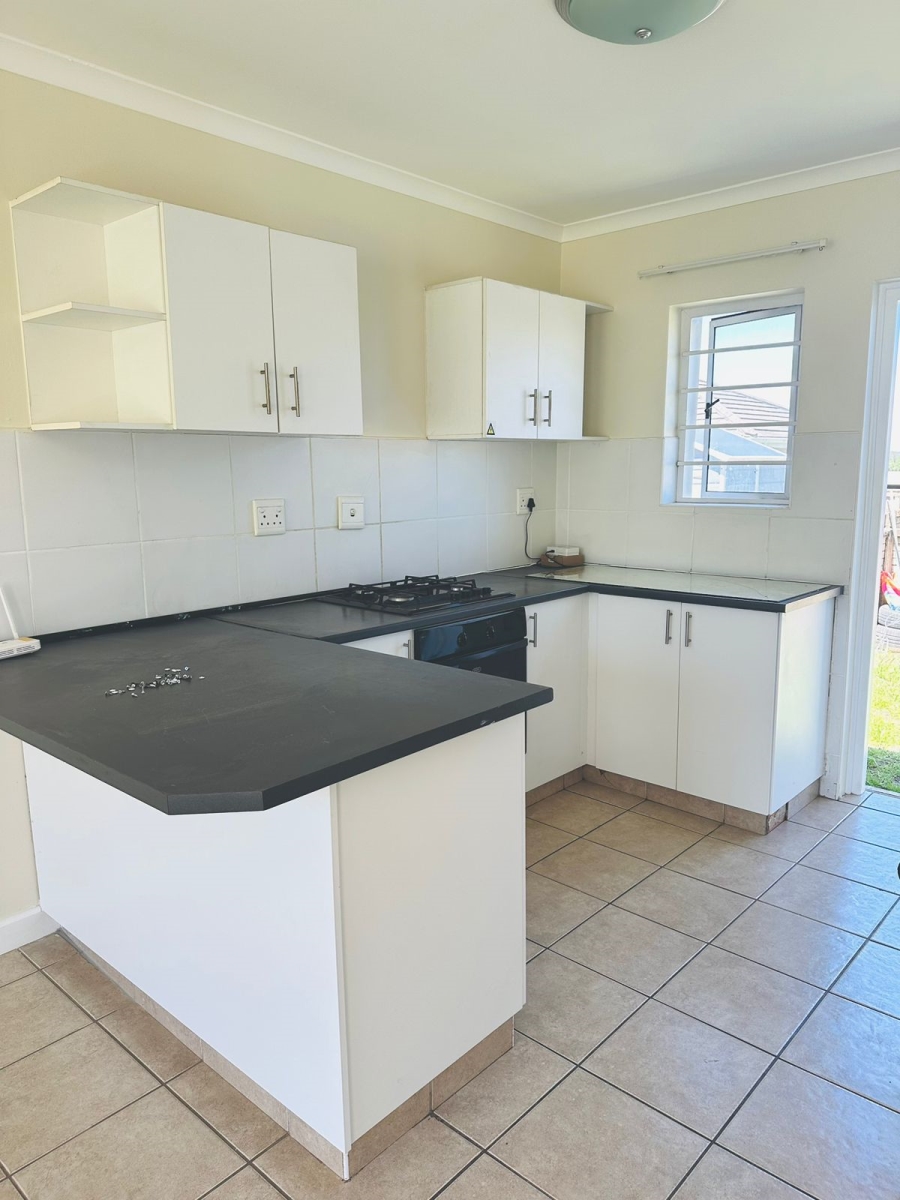 To Let 2 Bedroom Property for Rent in Gonubie Eastern Cape